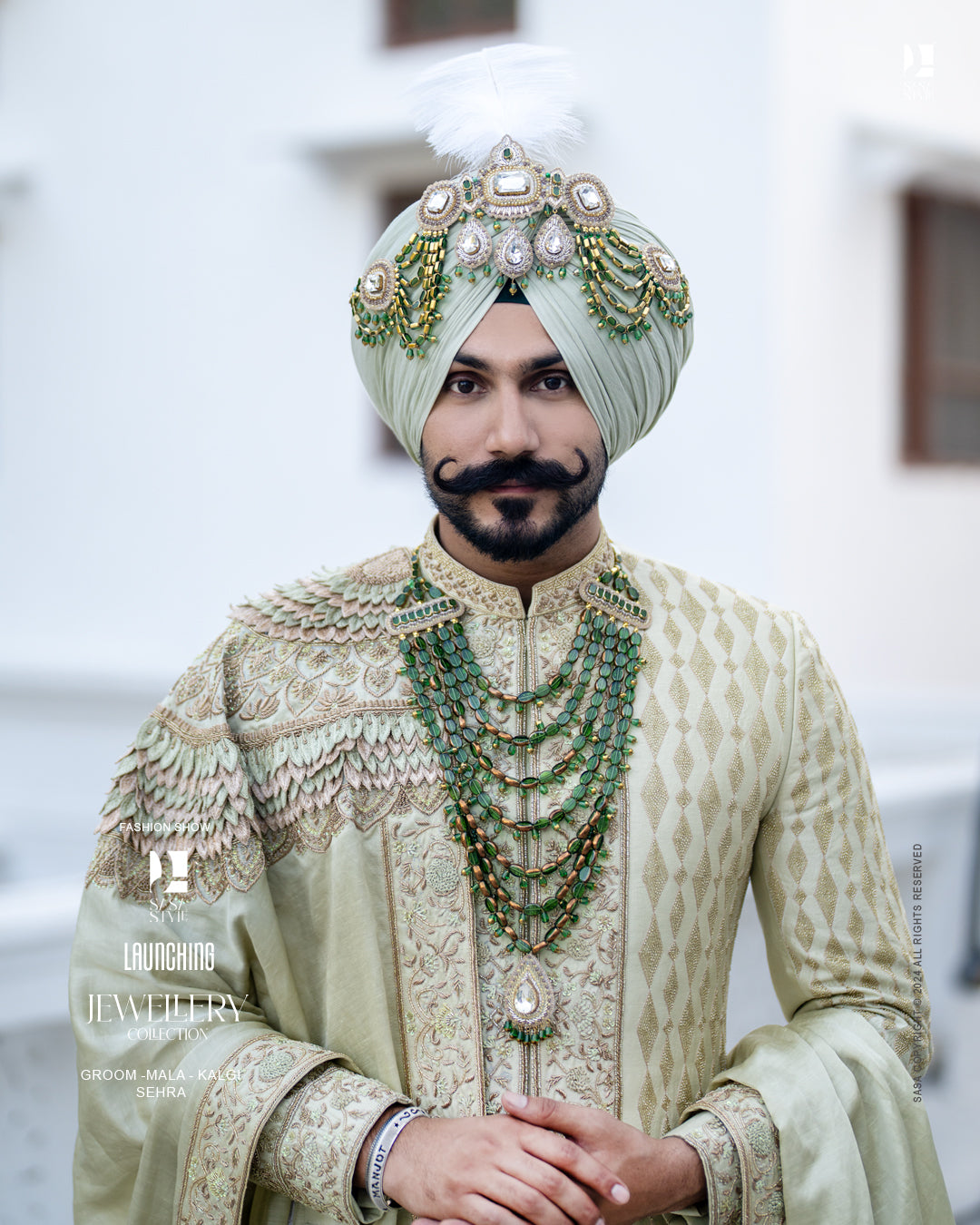 Bejewelled Emerald Layered Kalgi
