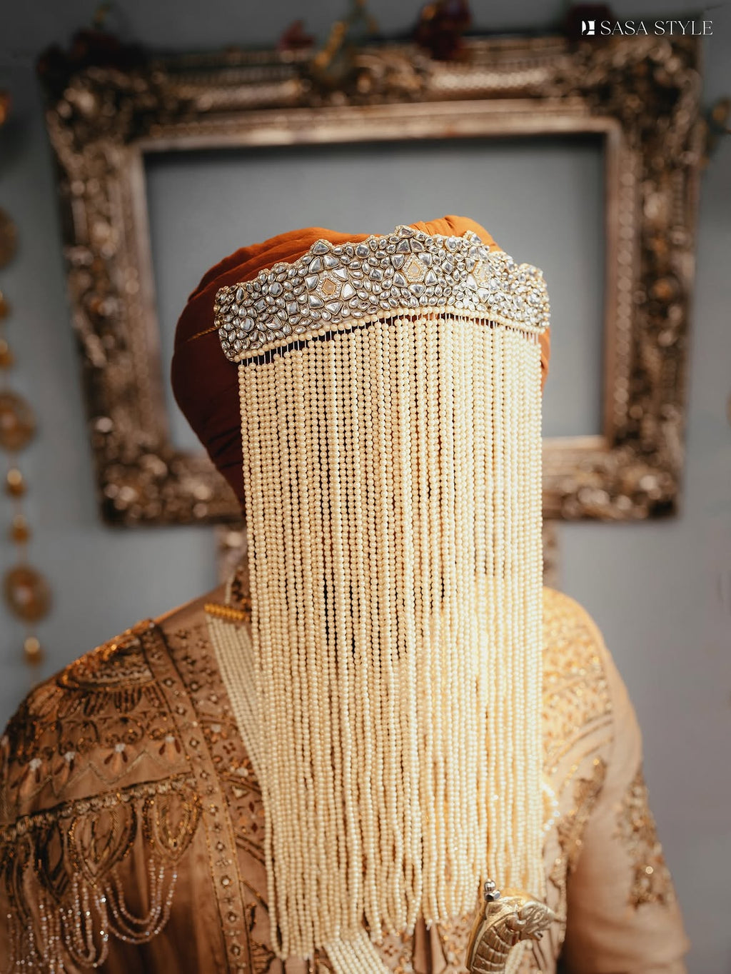 Champagne Gold Strand Sehra