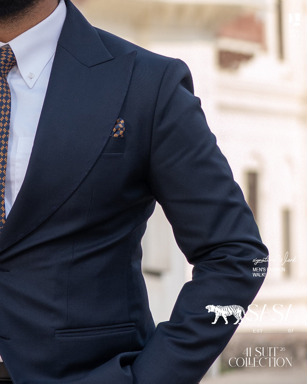 Midnight Blue Two-Piece Suit for Modern Elegance and Timeless Style