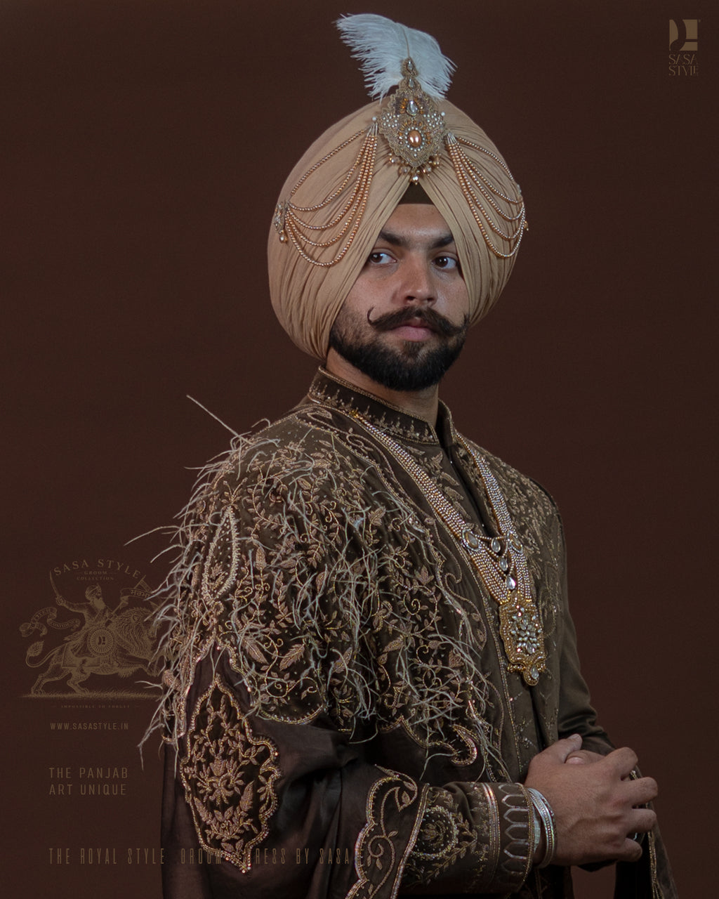 Royal Golden Pearl Kalgi