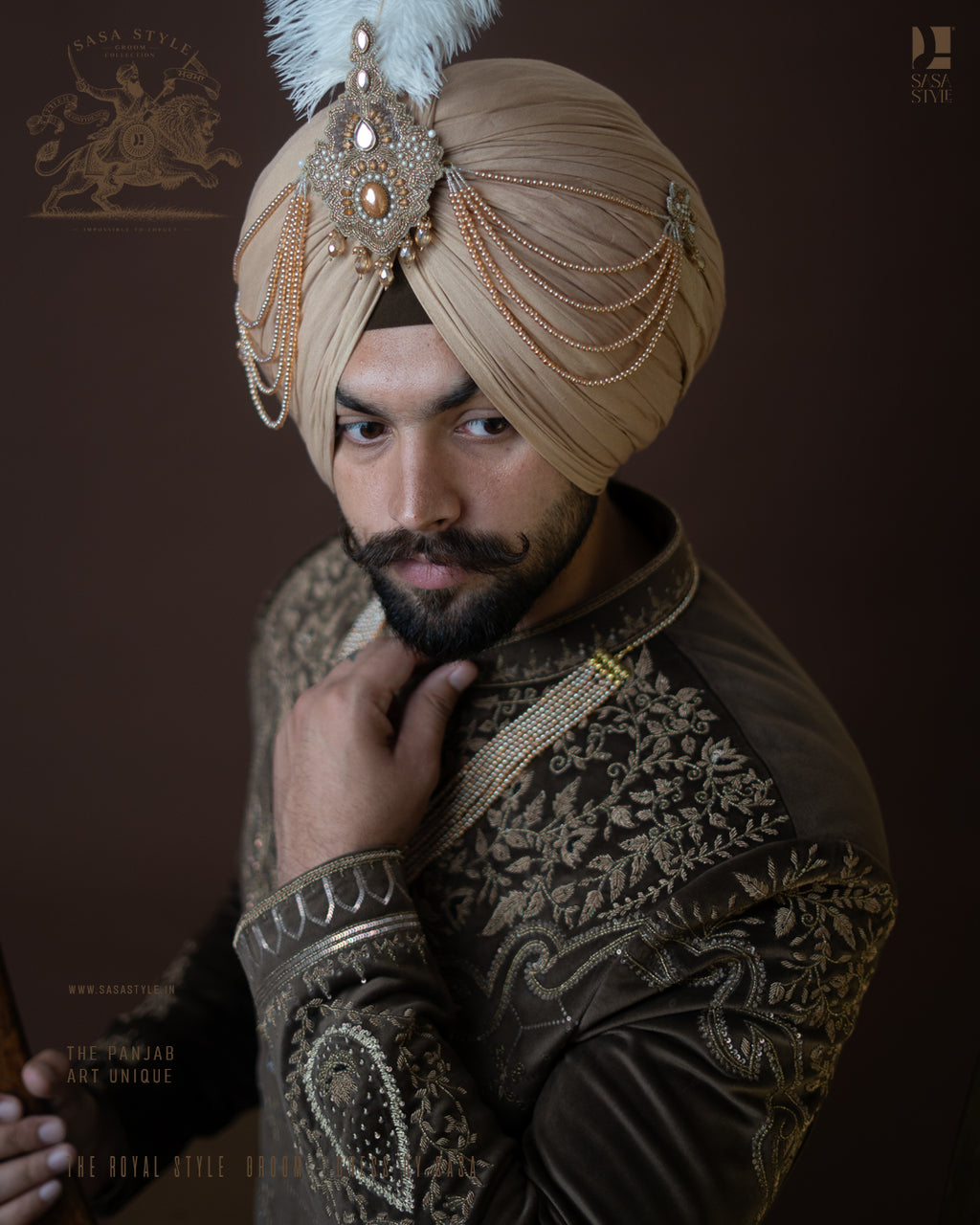 Royal Golden Pearl Kalgi